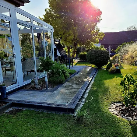 Gruener Kontaktloser Checkin *